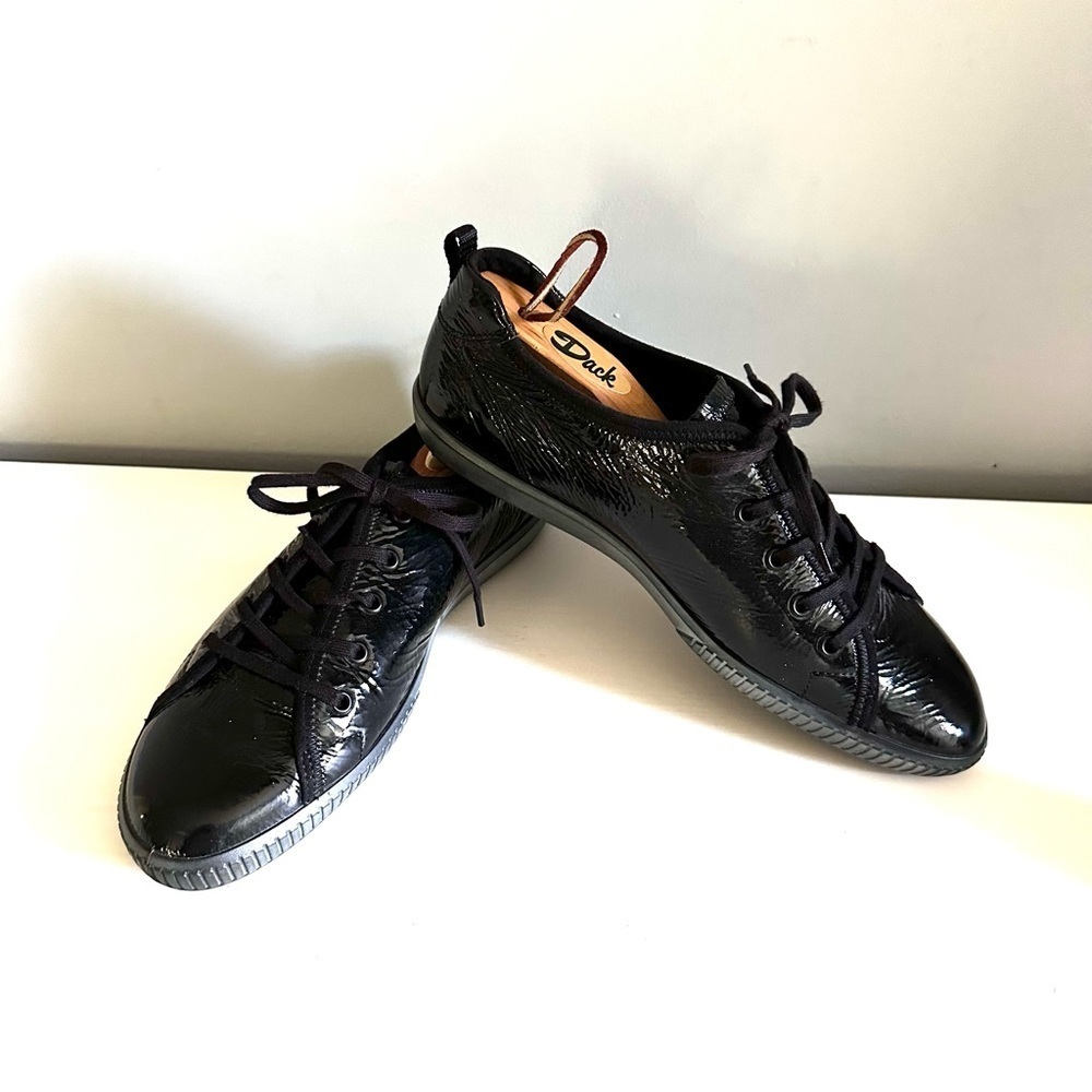 Ecco Women's Black Patent Leather Lace-up Sneakers EU41/US10-10.5